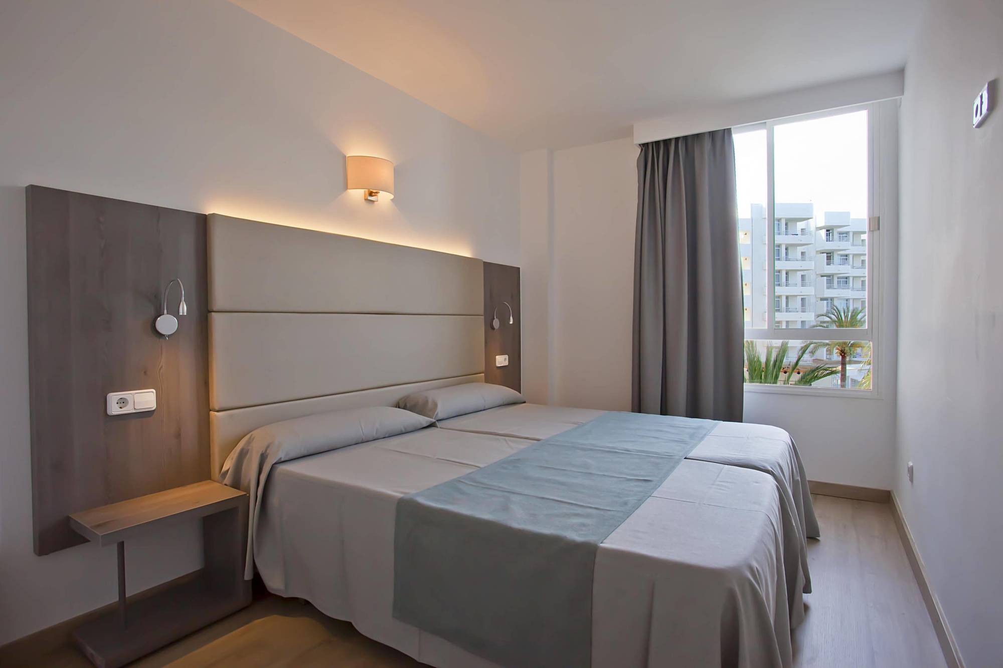 סה קומה Aparthotel Playa Dorada מראה חיצוני תמונה